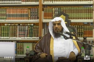 ضمن مبادرة &quot;توجيه وإرشاد&quot; .. الشيخ سعد الخثلان يلتقي منسوبي الهيئة بالمسجد الحرام