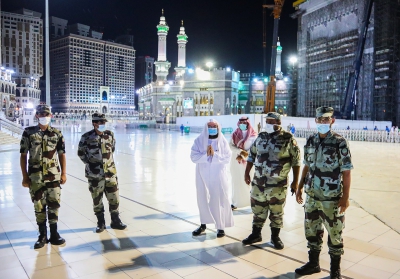 الرئيس العام يشيد بجهود رجال قوة الطوارئ بالمسجد الحرام