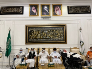رئيس مجلس جمعية إرادة للموهبين يزور مجمع الملك عبدالعزيز لكسوة الكعبة المشرفة