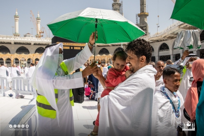 الخدمات الاجتماعية بالمسجد الحرام.. صورة مشرقة لعناية المملكة العربية السعودية بضيوف الرحمن