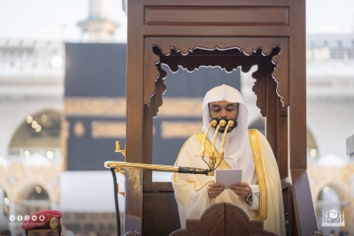 فضيلة الشيخ الدكتور ياسر الدوسري في خطبة عيدالأضحى بالمسجد الحرام: عيدَ الأضحى هو يومُ التضحيةِ والفداءِ، يومُ الفرحِ والصفاءِ، يومُ المكافأةِ مِنْ ربِّ السماءِ