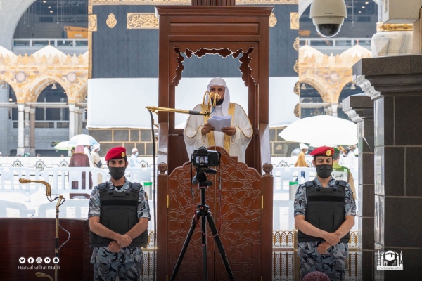 فضيلة الشيخ ماهر المعيقلي في خطبة الجمعة: مرت الشدائد والمحن بأفضل البشر، من الأنبياء والمرسلين، فقابلوها بالتوكل واليقين، والثبات على الحق المبين