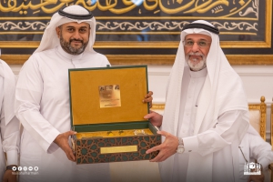 رئيس جامعة الطائف يزور مجمع الملك عبدالعزيز لكسوة الكعبة المشرفة
