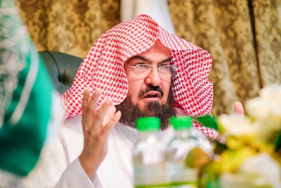 خلال درسه بكلية الحرم المكي الشريف .. الرئيس العام : يشرح علم ترجيح المعاني من كتاب روضة الناظر وجنة المناظر