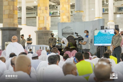 ضمن البرنامج العلمي الدائم في المسجد الحرام.. الرئيس العام يلقي درسه في شرح كتابي تفسير السعدي وعمدة الأحكام بالمسجد الحرام