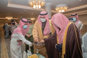 بحضور الرئيس العام محافظ محافظة حفر الباطن الأمير منصور بن محمد يُدشن حفل انطلاق &quot;الشريع الخيرية&quot;