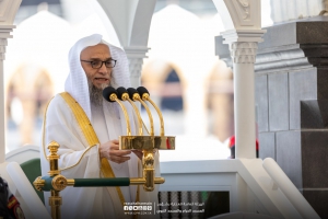 فضيلة الدكتور فيصل غزاوي في خطبة الجمعة: مِن تَوفيقِ اللهِ سُبحانَه وتعالَى لِلعَبدِ وإرادةِ الخَيرِ به، إلهامُه أنْ يَعمَلَ صالِحًا قبْلَ مَوتِه، ويَختِمَ له به، فيَفوزَ بالنَّعيمِ المُقيمِ في الآخِرةِ