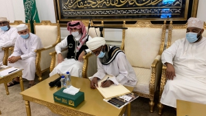 مجمع الملك عبدالعزيز لكسوة الكعبة المشرفة يستقبل وفداً من معتمري سلطنة عمان
