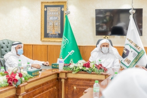 اللجنة التطويرية لمنظومة الأعمال بالمسجد الحرام تناقش استعدادات موسم رمضان المبارك