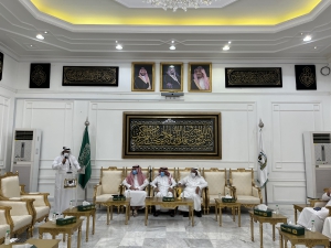 مجمع الملك عبدالعزيز لكسوة الكعبة المشرفة يستقبل معالي وزير الصناعة والثروة المعدنية